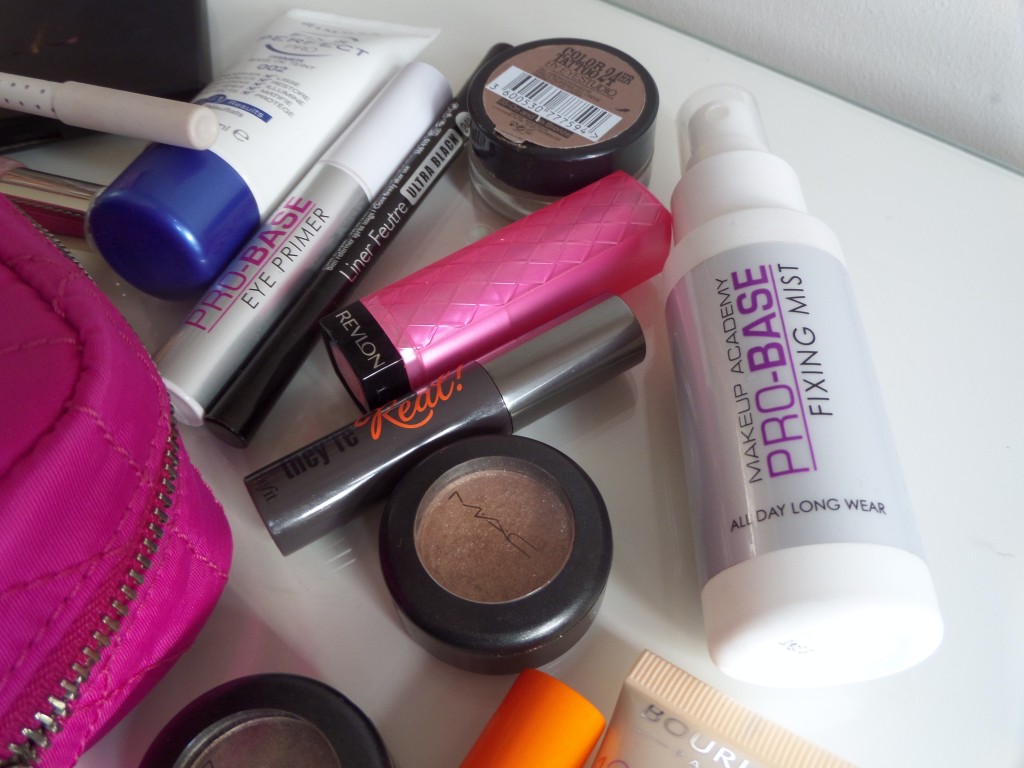 What's in my travel make-up bag