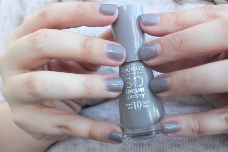 Bourjois So Laque Glossy Nail Enamel in Taupe