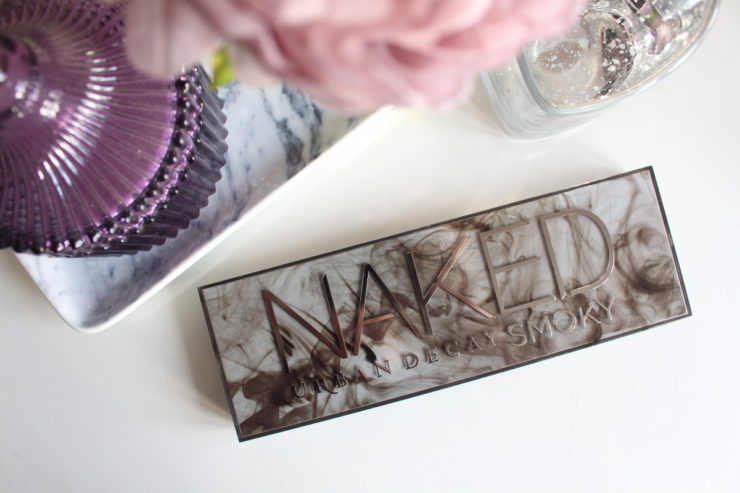 Urban Decay Naked Smoky Palette