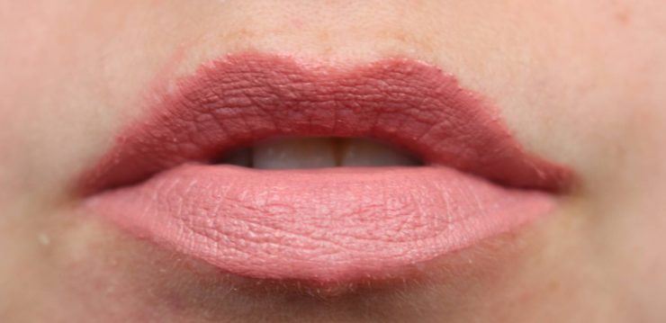 clinique-pop-liquid-matte-lip-colour-primer-cake-pop