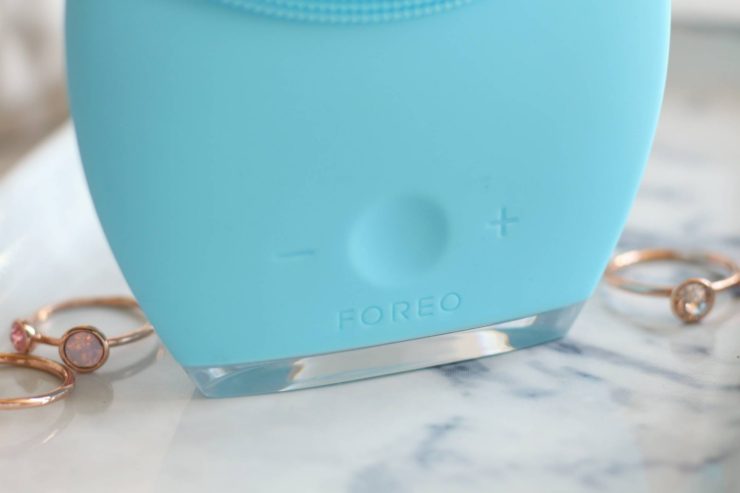 Luna Face Cleanser