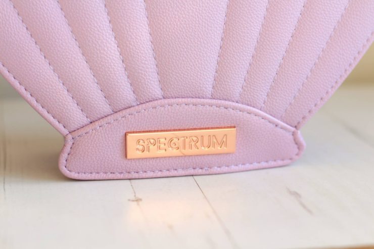 Spectrum Collection Glam Clam