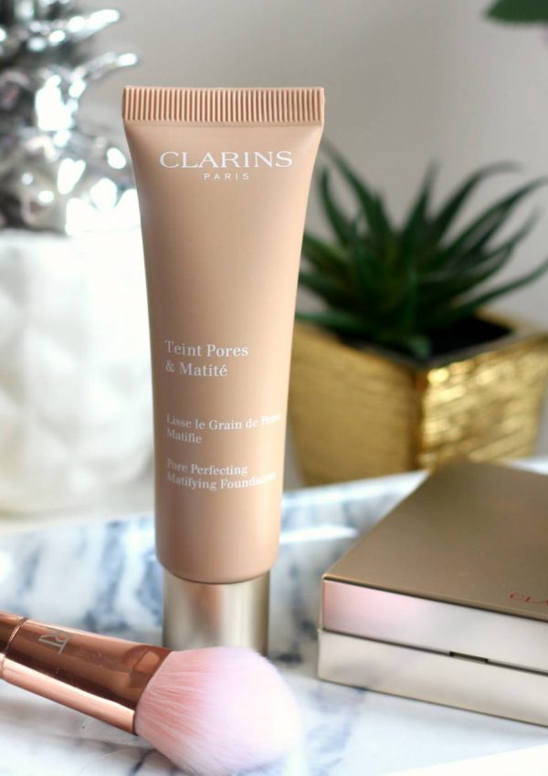 Clarins Pore Perfecting Matifying Foundation
