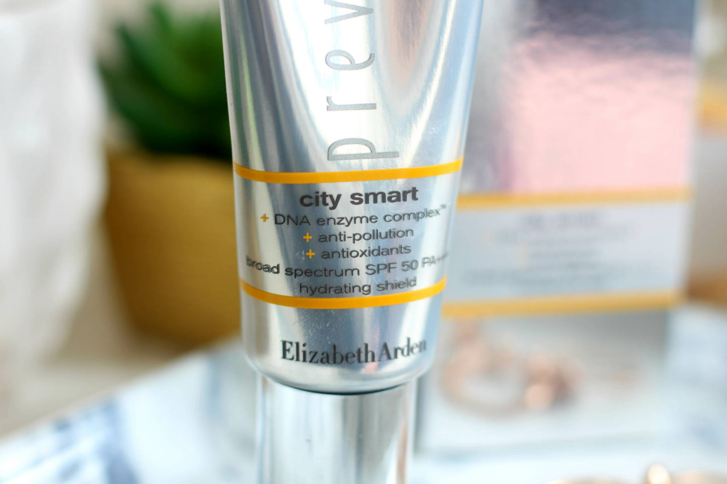 Elizabeth Arden Prevage City Smart
