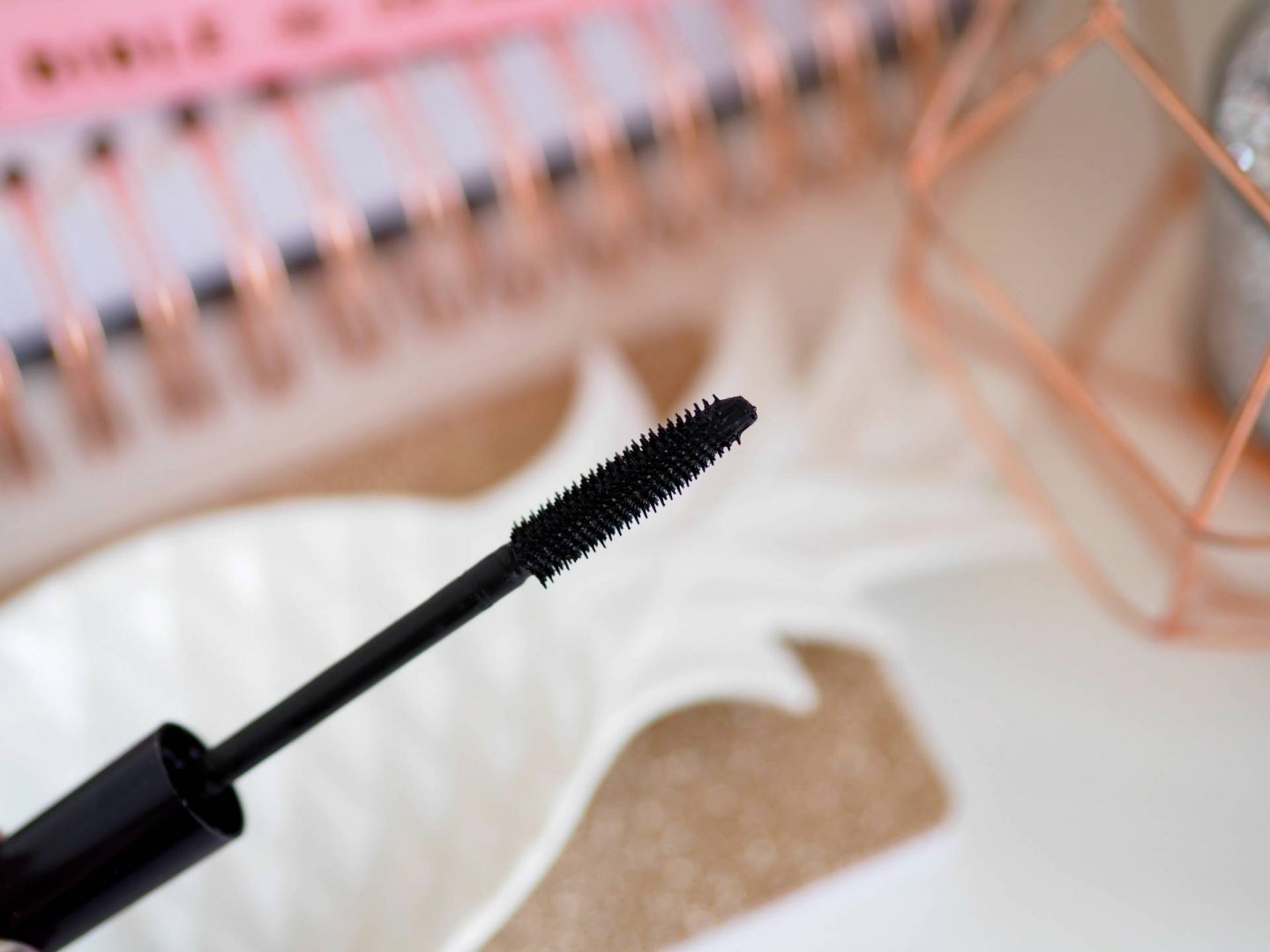 By Terry Lash-Expert Twist Brush