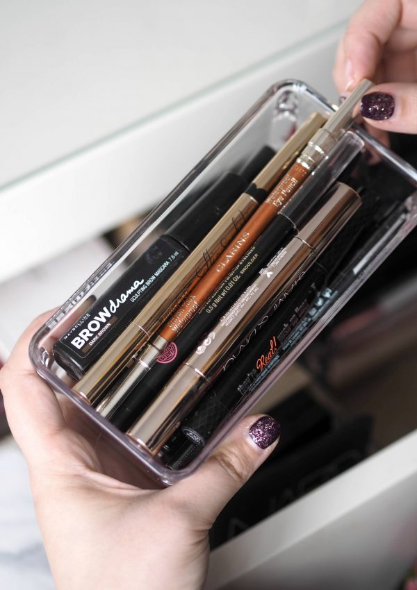 Downsizing my makeup collection | Merry Musing