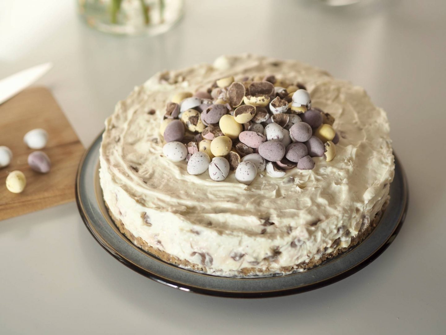 The no bake Mini Egg cheesecake recipe